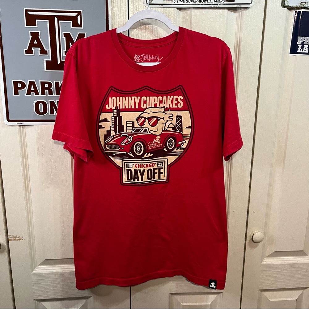 Johnny Cupcakes Men’s T-shirt